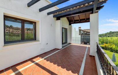 Resale - House - Detached Villa - Estepona - Estepona Centro