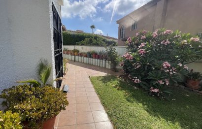 Resale - House - Detached Villa - Benalmádena - Benalmadena Costa