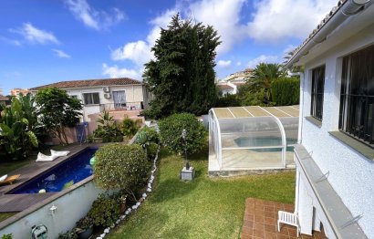 Resale - House - Detached Villa - Benalmádena - Benalmadena Costa