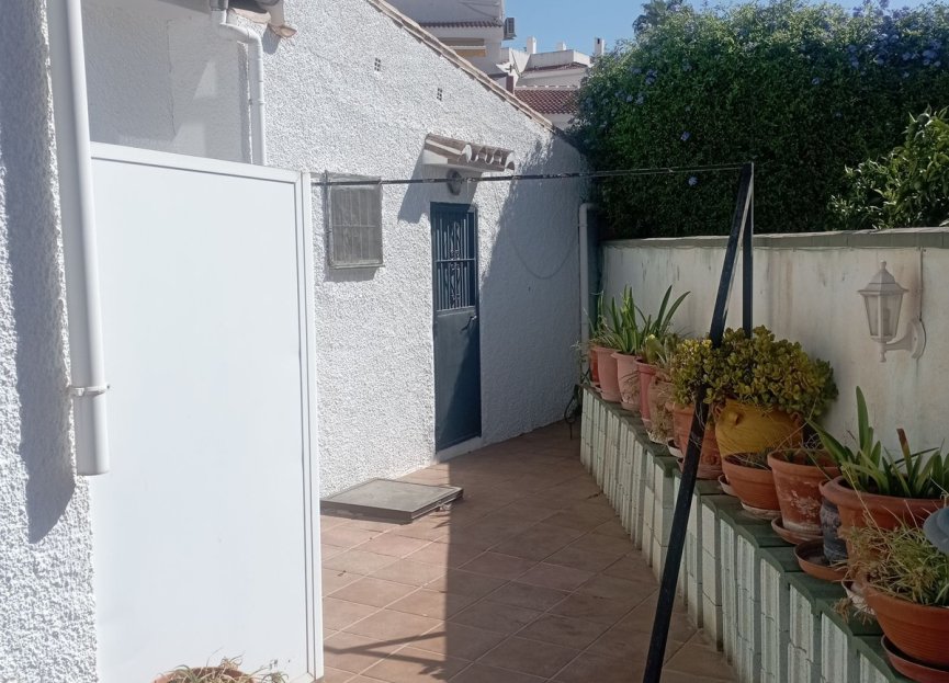 Resale - House - Detached Villa - Benalmádena - Benalmadena Costa