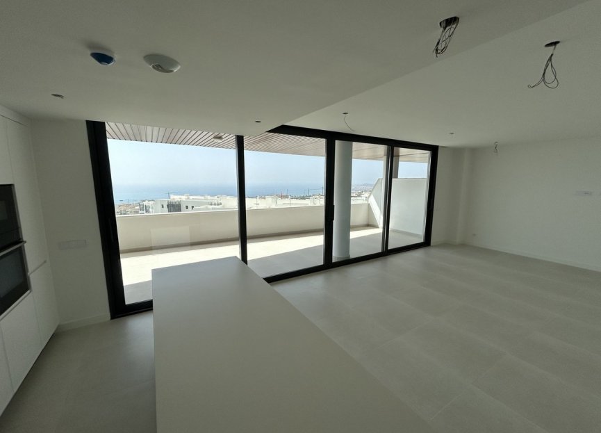 Resale - Apartment - Middle Floor Apartment - Fuengirola - Fuengirola Centro