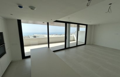 Resale - Apartment - Middle Floor Apartment - Fuengirola - Fuengirola Centro