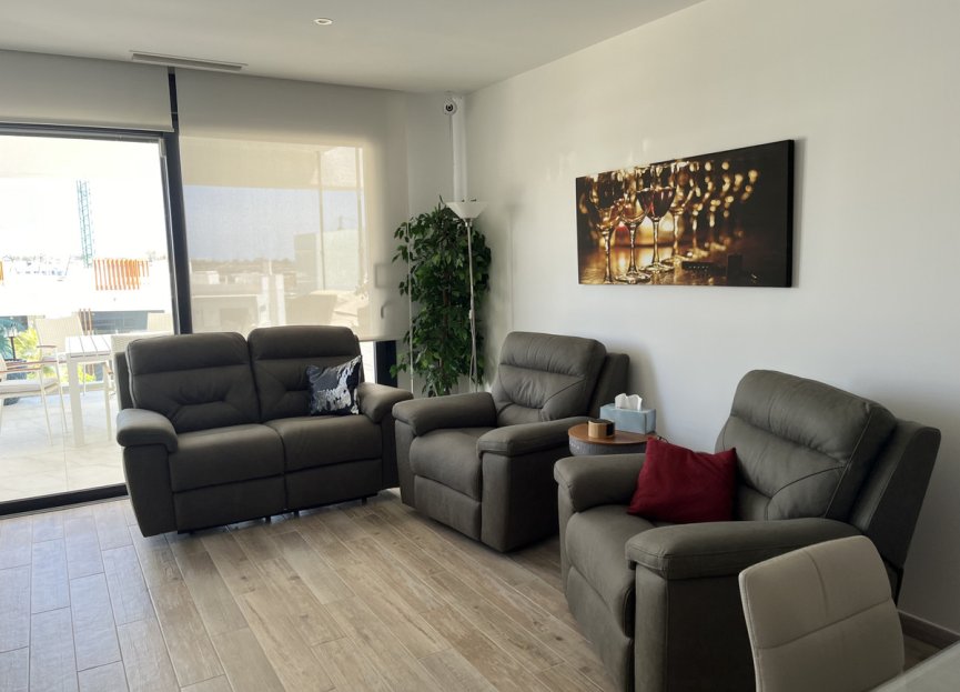 Resale - Apartment - Penthouse - Estepona - New Golden Mile