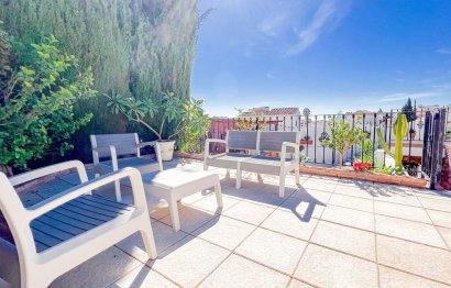 Resale - House - Detached Villa - Benalmádena - Benalmadena Centro