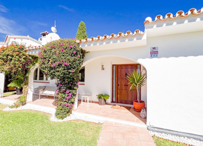 Resale - House - Detached Villa - Benalmádena - Benalmadena Centro