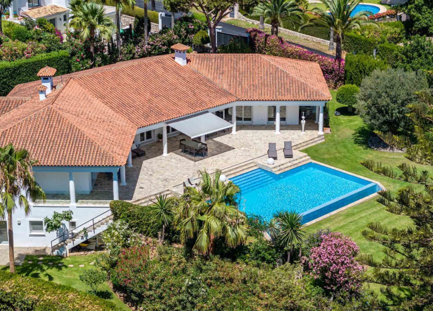 Resale - House - Detached Villa - Marbella - Hacienda Las Chapas