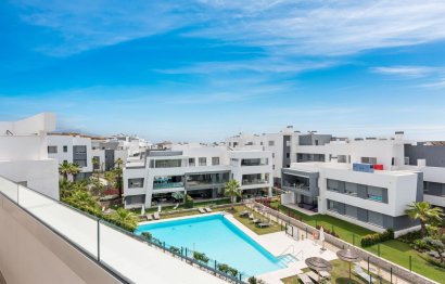 Resale - Apartment - Penthouse - Estepona - Selwo