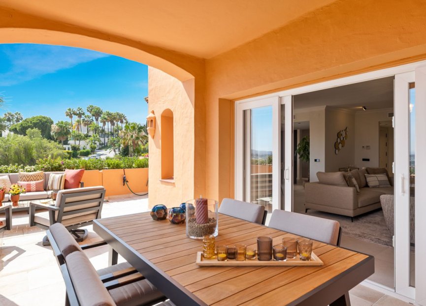 Resale - Apartment - Penthouse - Marbella - Nueva Andalucia