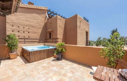 Reventa - Apartment - Penthouse Duplex - Estepona - Benamara