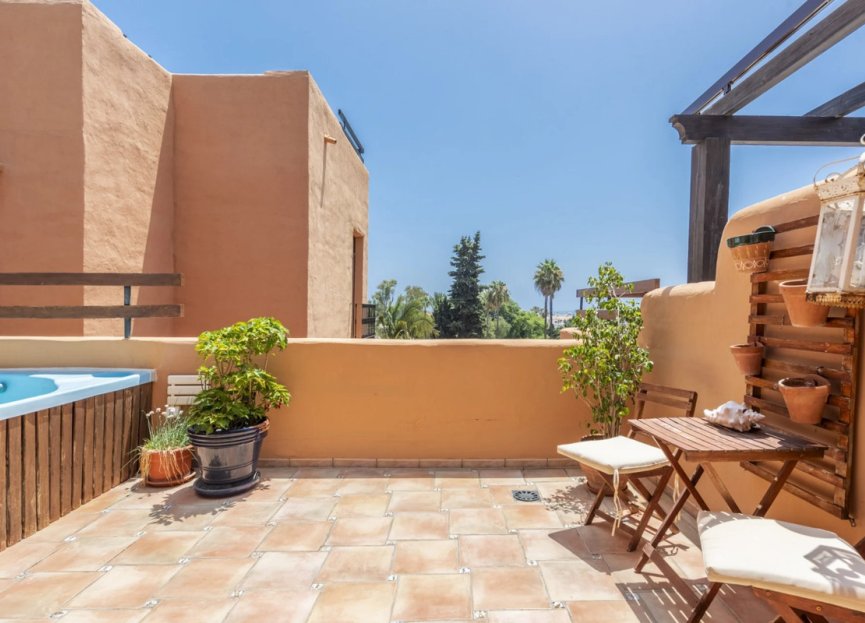 Resale - Apartment - Penthouse Duplex - Estepona - Benamara