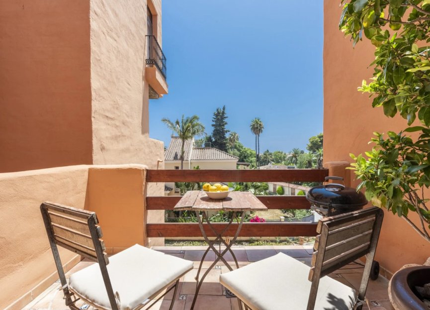 Resale - Apartment - Penthouse Duplex - Estepona - Benamara