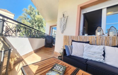 Resale - Apartment - Middle Floor Apartment - Marbella - Nueva Andalucia