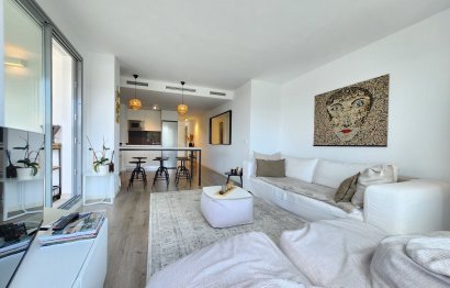 Resale - Apartment - Penthouse Duplex - Estepona - Estepona Centro