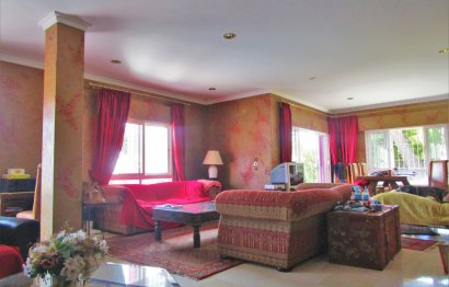 Resale - House - Detached Villa - Marbella - Elviria