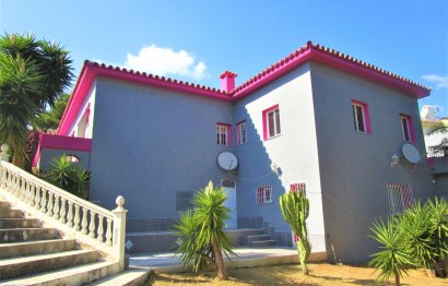 Resale - House - Detached Villa - Marbella - Elviria