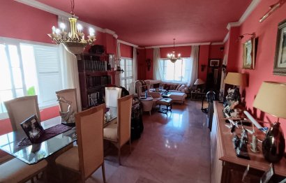 Resale - House - Detached Villa - Benalmádena - Benalmadena Costa