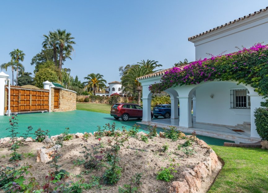 Resale - House - Detached Villa - Marbella - Guadalmina Alta