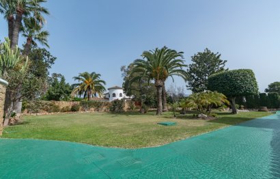 Resale - House - Detached Villa - Marbella - Guadalmina Alta