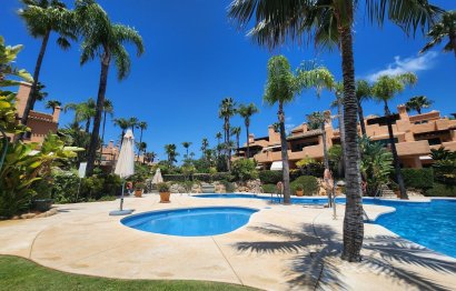 Resale - House - Townhouse - Estepona - Estepona Centro