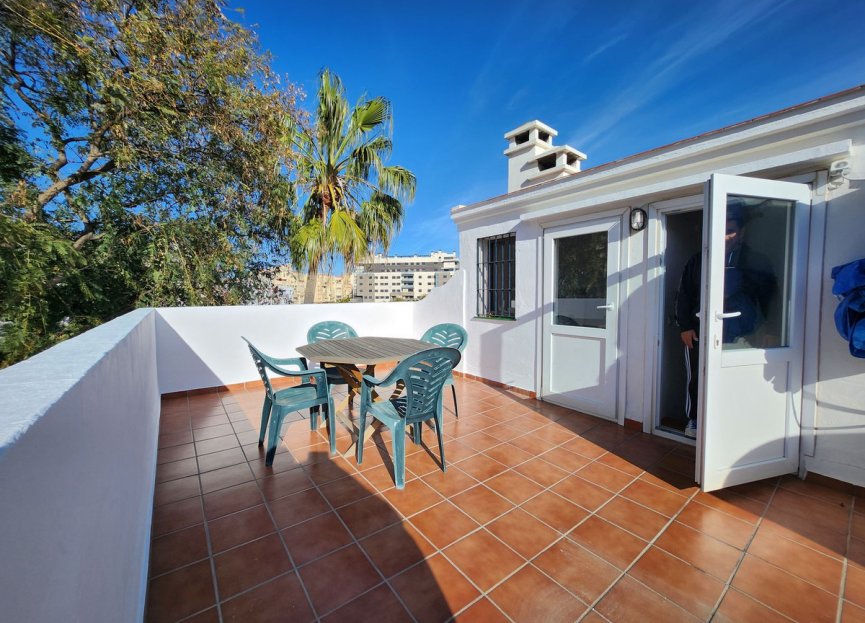 Resale - House - Townhouse - Estepona - Estepona Centro