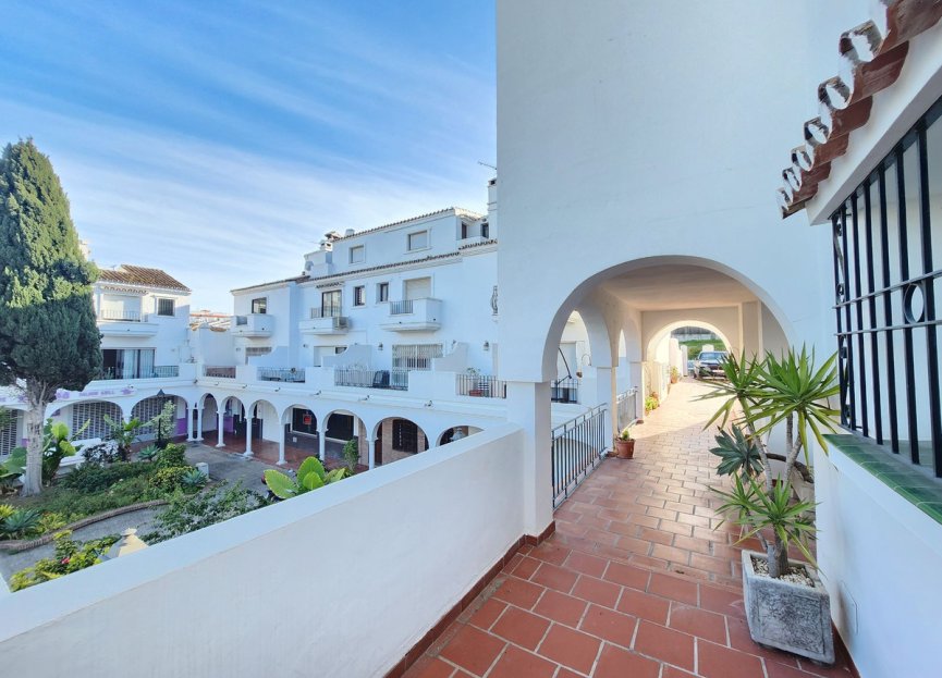 Resale - House - Townhouse - Estepona - Estepona Centro