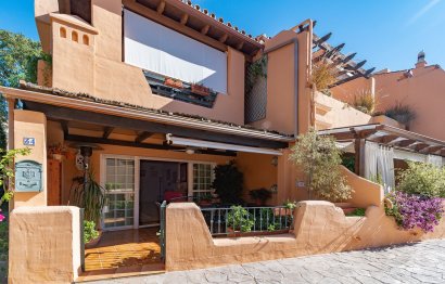 Reventa - House - Townhouse - Marbella - Nagüeles