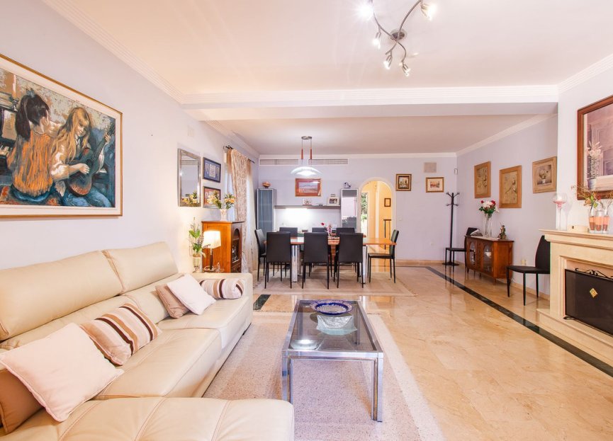 Reventa - House - Townhouse - Marbella - Nagüeles