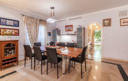 Reventa - House - Townhouse - Marbella - Nagüeles