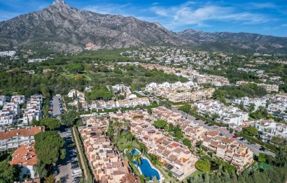 Resale - House - Townhouse - Marbella - Nagüeles