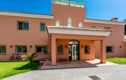 Resale - House - Detached Villa - Benalmádena - Benalmadena Costa