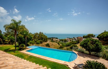 Resale - House - Detached Villa - Benalmádena - Benalmadena Costa