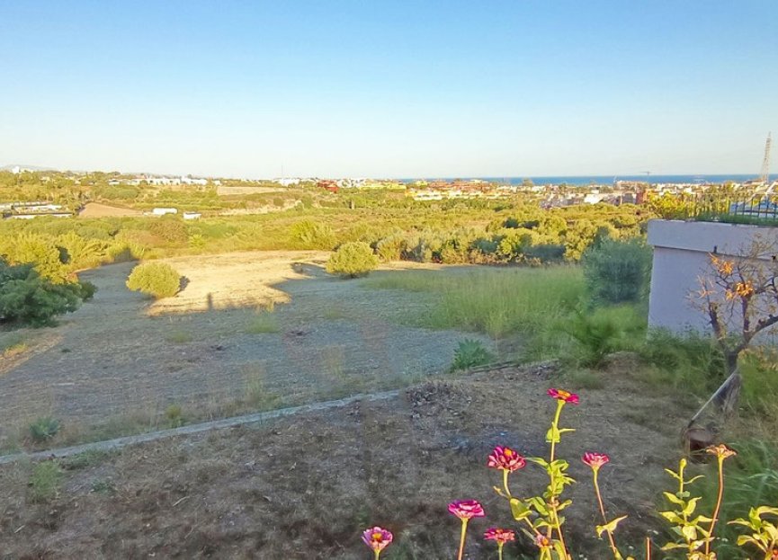 Resale - Plot - Residential Plot - Estepona - Cancelada