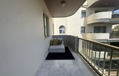 Resale - Apartment - Middle Floor Apartment - Marbella - Nueva Andalucia