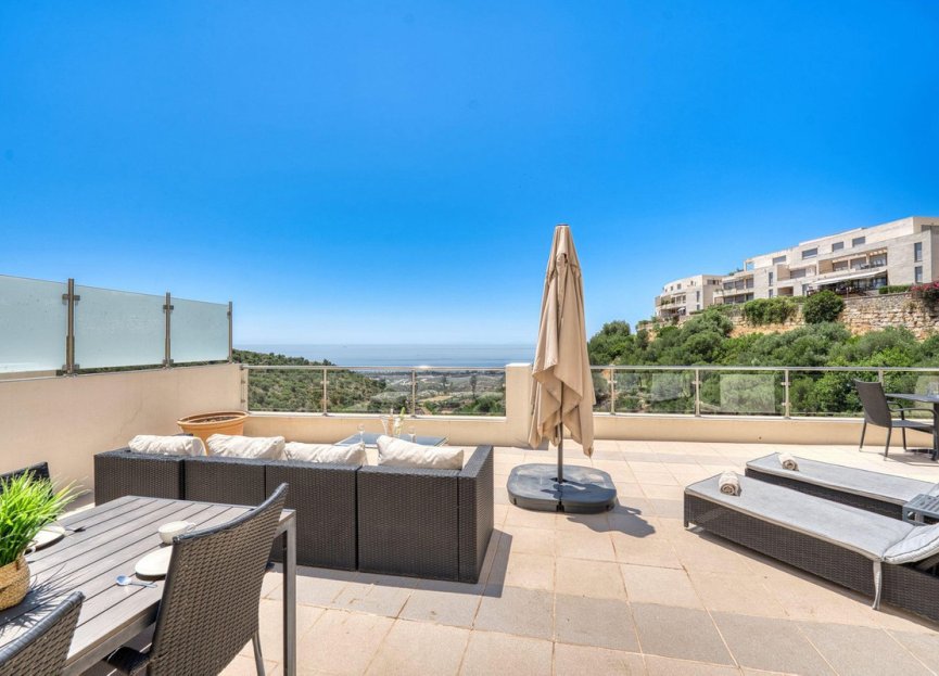 Resale - Apartment - Penthouse - Marbella - Altos de los Monteros