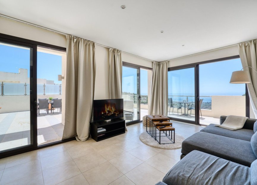 Resale - Apartment - Penthouse - Marbella - Altos de los Monteros