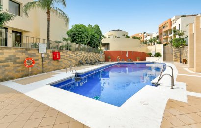 Resale - Apartment - Middle Floor Apartment - Marbella - Altos de los Monteros