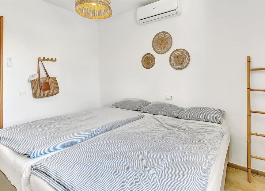 Resale - House - Detached Villa - Fuengirola - Fuengirola Centro