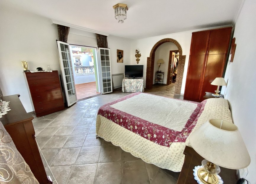 Reventa - House - Detached Villa - Benahavís - Benahavís Centro