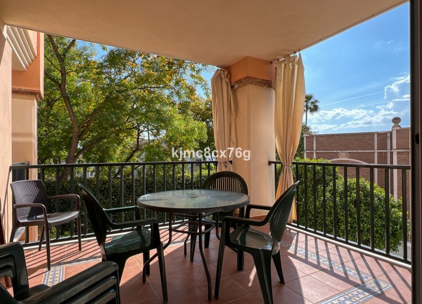 Resale - Apartment - Middle Floor Apartment - Marbella - Marbella Centro