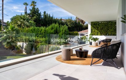 Resale - House - Detached Villa - Marbella - Nueva Andalucia