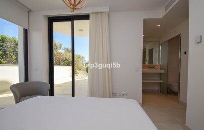 Resale - Apartment - Ground Floor Apartment - Fuengirola - Fuengirola Centro