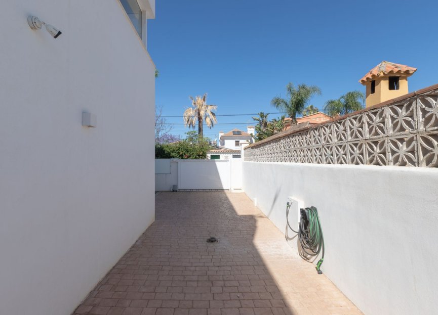 Reventa - House - Detached Villa - Marbella - San Pedro De Alcantara