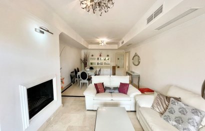 Resale - Apartment - Ground Floor Apartment - Marbella - The Golden Mile