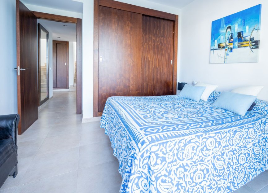 Resale - Apartment - Penthouse Duplex - Marbella - Altos de los Monteros