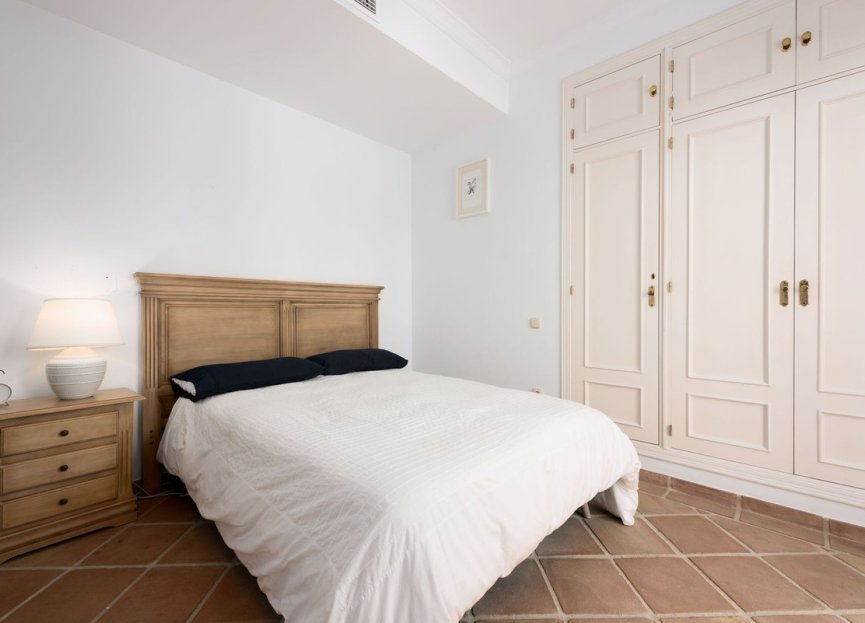 Resale - Apartment - Middle Floor Apartment - Casares - Casares Centro