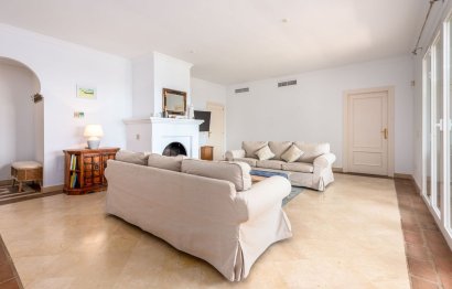 Resale - Apartment - Middle Floor Apartment - Casares - Casares Centro