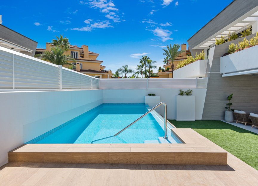 Resale - House - Townhouse - Marbella - Puerto Banús