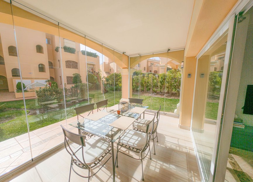 Resale - Apartment - Ground Floor Apartment - Marbella - Elviria