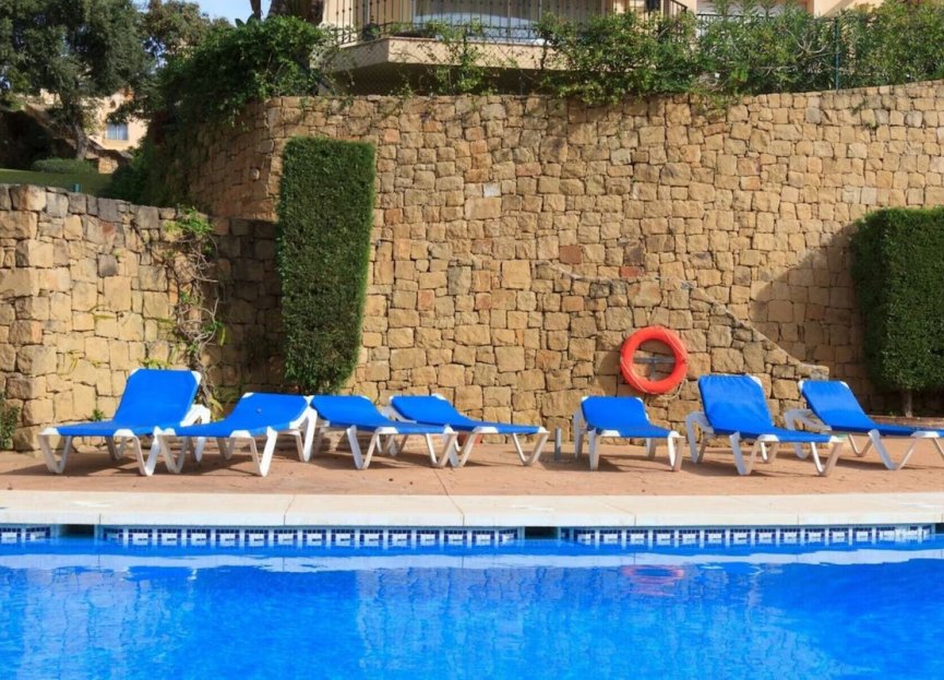 Resale - Apartment - Ground Floor Apartment - Marbella - Elviria