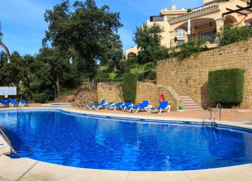 Resale - Apartment - Ground Floor Apartment - Marbella - Elviria